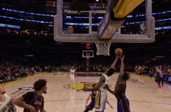 Apple’s Large Digital Actuality NBA Sport Debut Calls for Extra Interactivity