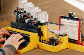 This Fantastic DIY Lego Typewriter Does What Lego Could not